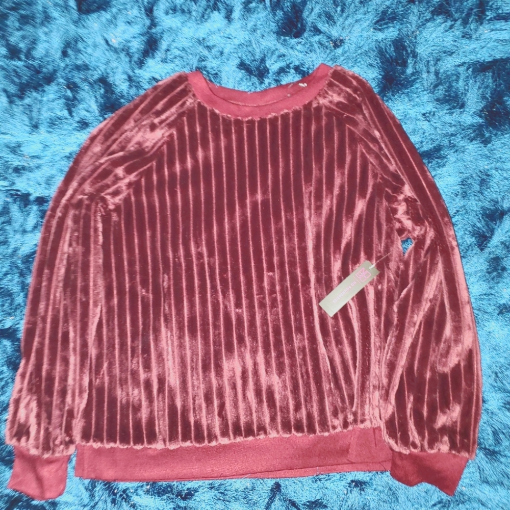 NWT Plush Sporty Sweater